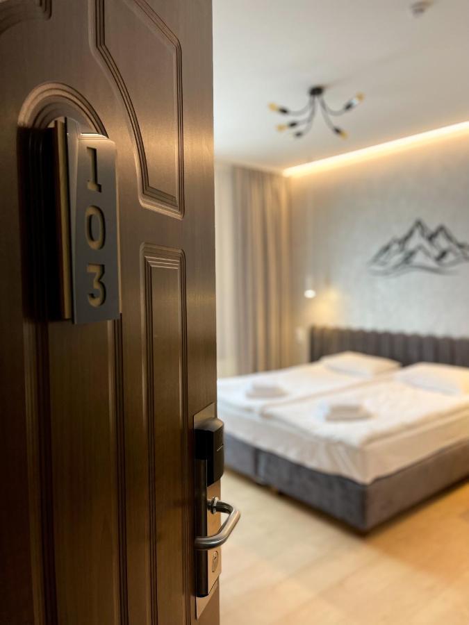 Hotel Skilandhouse Bukovel Esterno foto