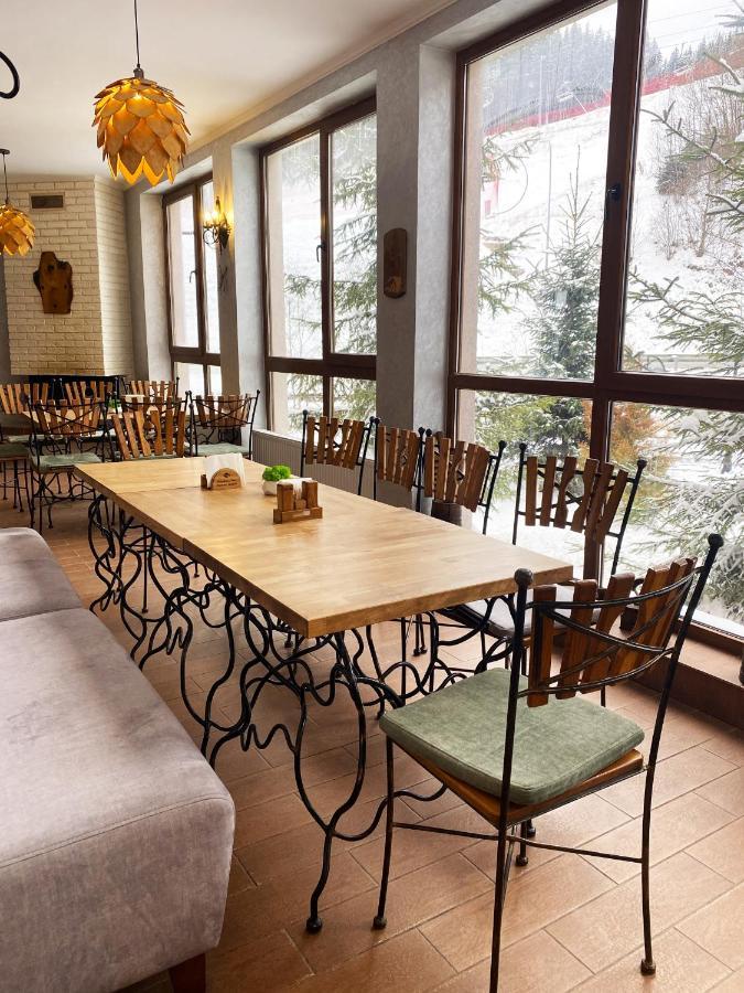 Hotel Skilandhouse Bukovel Esterno foto